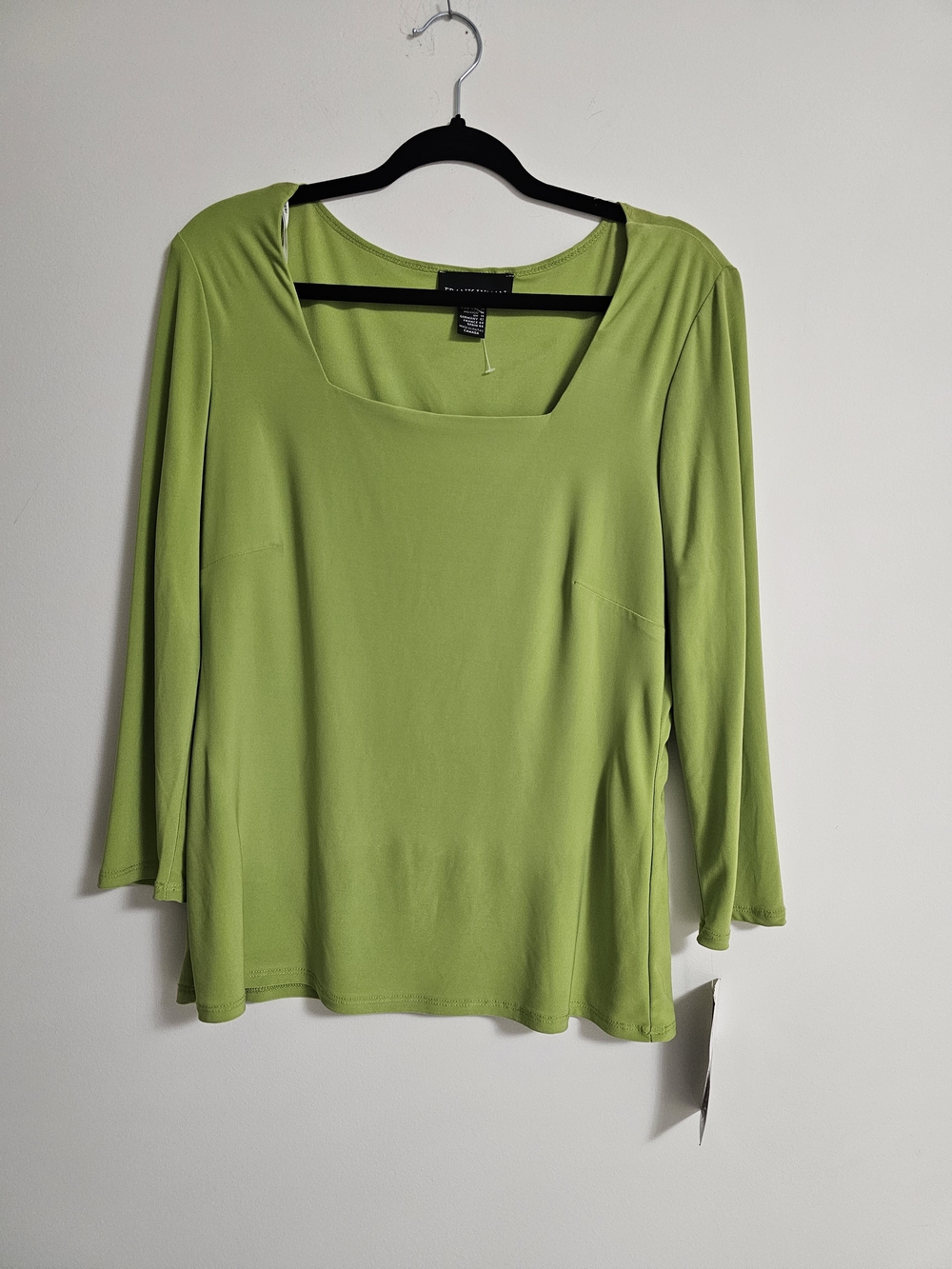 Frank Lyman Design Lime Green Scoop Neck Long Sleeve Top